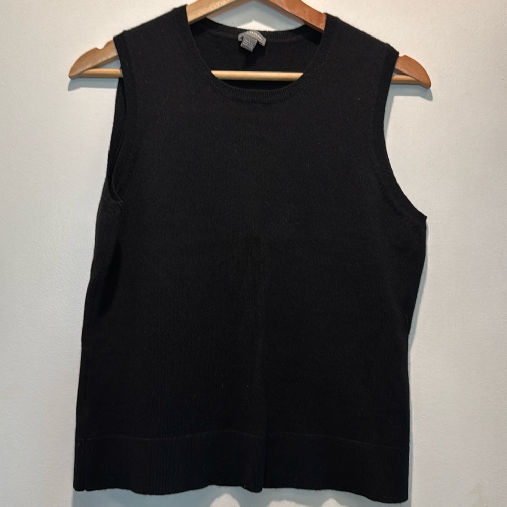 Ann Taylor Black Sleeveless Sweater